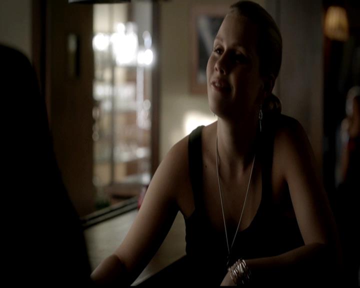 VampireDiariesWorld-dot-org_4x21ShesComeUndone0342.jpg