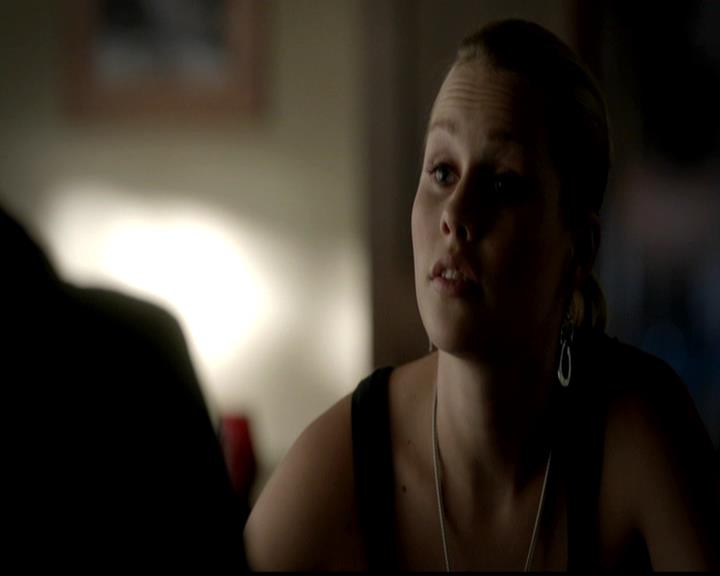 VampireDiariesWorld-dot-org_4x21ShesComeUndone0345.jpg