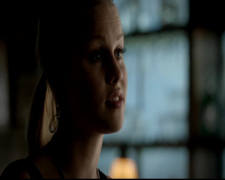 VampireDiariesWorld-dot-org_4x21ShesComeUndone0372.jpg