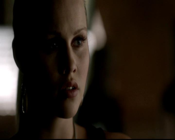 VampireDiariesWorld-dot-org_4x21ShesComeUndone0403.jpg