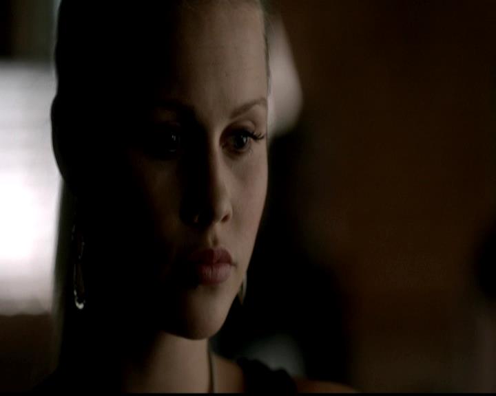 VampireDiariesWorld-dot-org_4x21ShesComeUndone0407.jpg