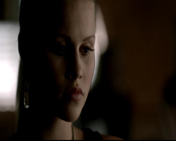 VampireDiariesWorld-dot-org_4x21ShesComeUndone0408.jpg