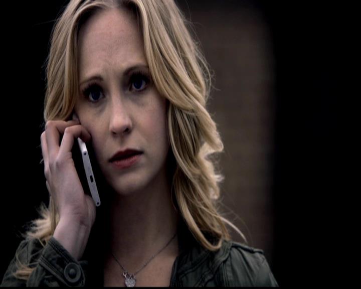 VampireDiariesWorld-dot-org_4x21ShesComeUndone0443.jpg