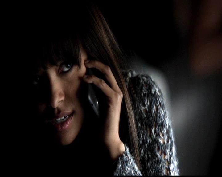 VampireDiariesWorld-dot-org_4x21ShesComeUndone0444.jpg