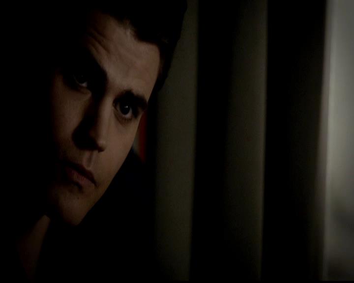 VampireDiariesWorld-dot-org_4x21ShesComeUndone0475.jpg