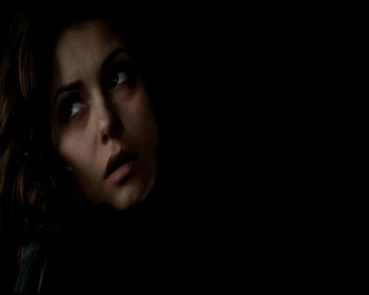 VampireDiariesWorld-dot-org_4x21ShesComeUndone0506.jpg
