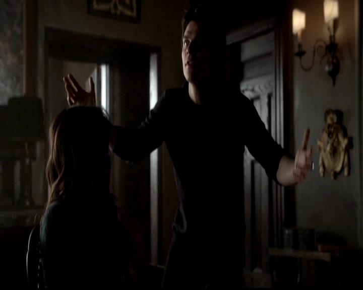 VampireDiariesWorld-dot-org_4x21ShesComeUndone0564.jpg