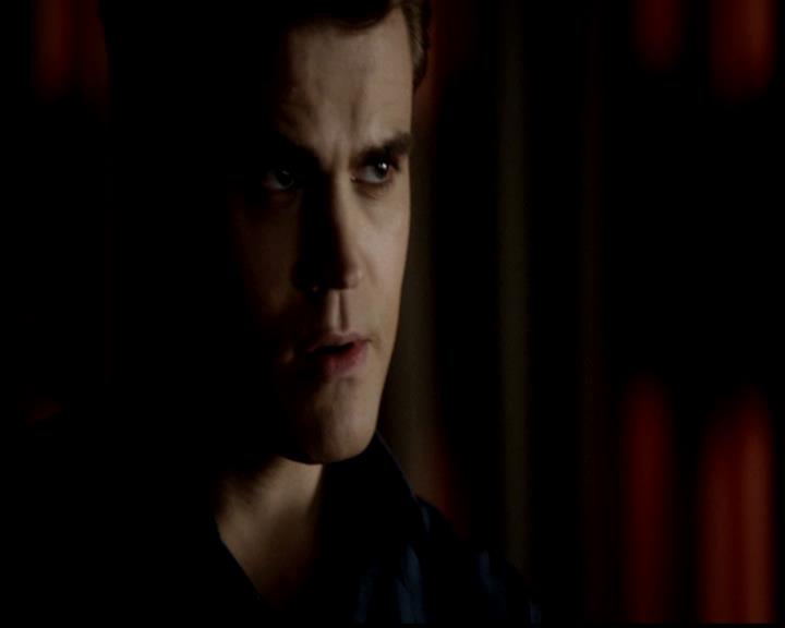 VampireDiariesWorld-dot-org_4x21ShesComeUndone0565.jpg