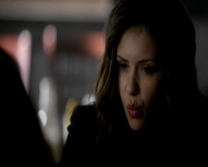 VampireDiariesWorld-dot-org_4x21ShesComeUndone0795.jpg