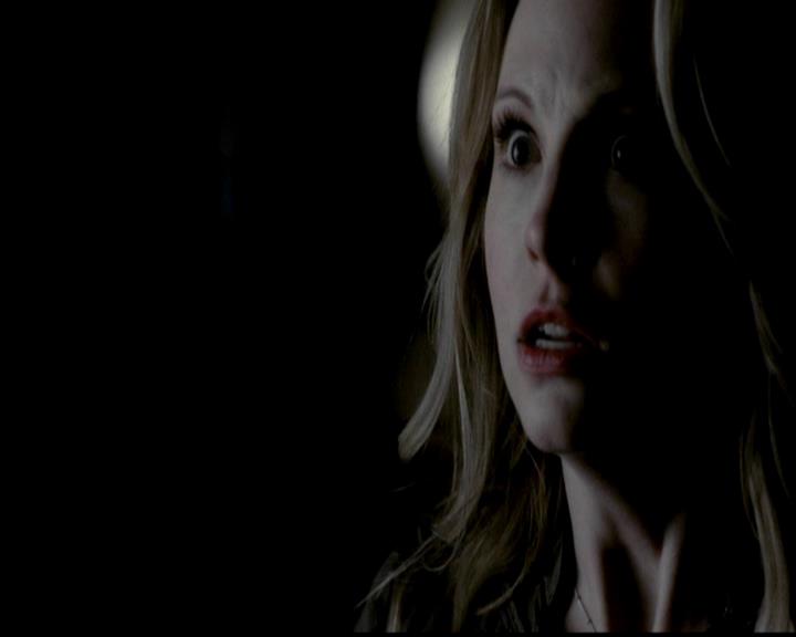 VampireDiariesWorld-dot-org_4x21ShesComeUndone1214.jpg