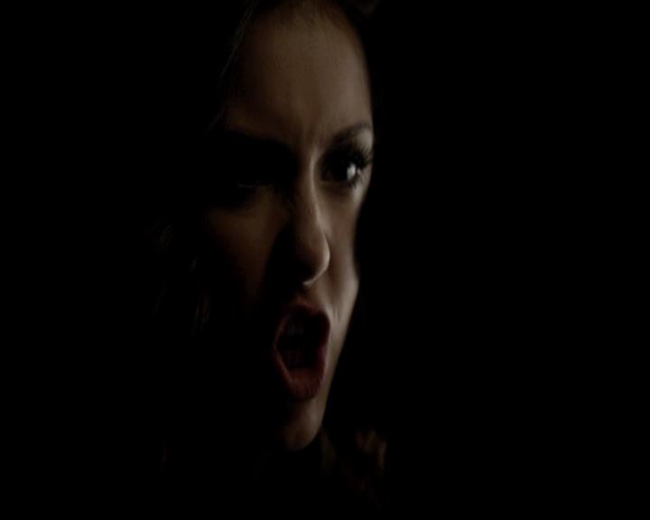 VampireDiariesWorld-dot-org_4x21ShesComeUndone1357.jpg