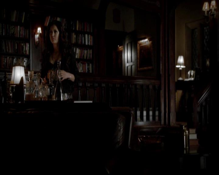VampireDiariesWorld-dot-org_4x21ShesComeUndone1385.jpg