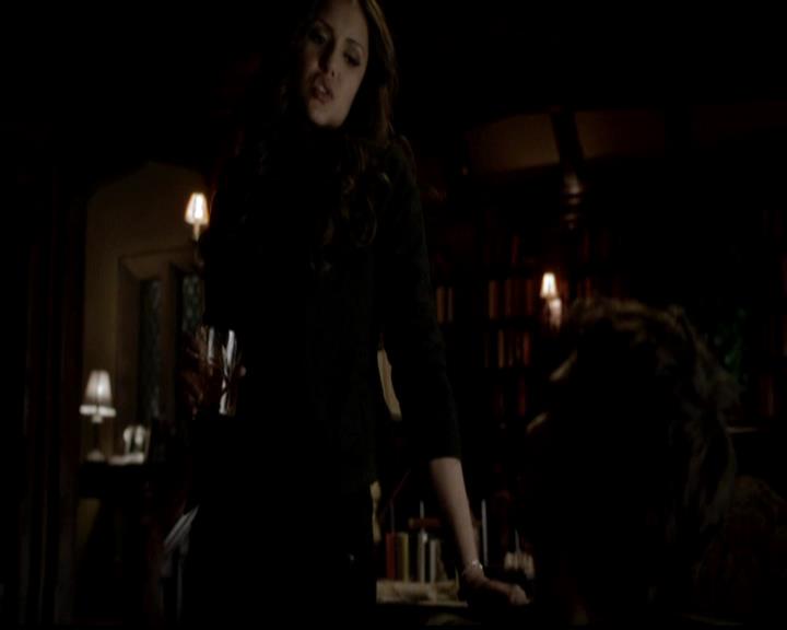VampireDiariesWorld-dot-org_4x21ShesComeUndone1407.jpg