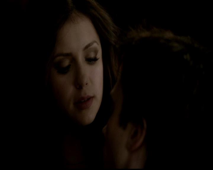 VampireDiariesWorld-dot-org_4x21ShesComeUndone1413.jpg