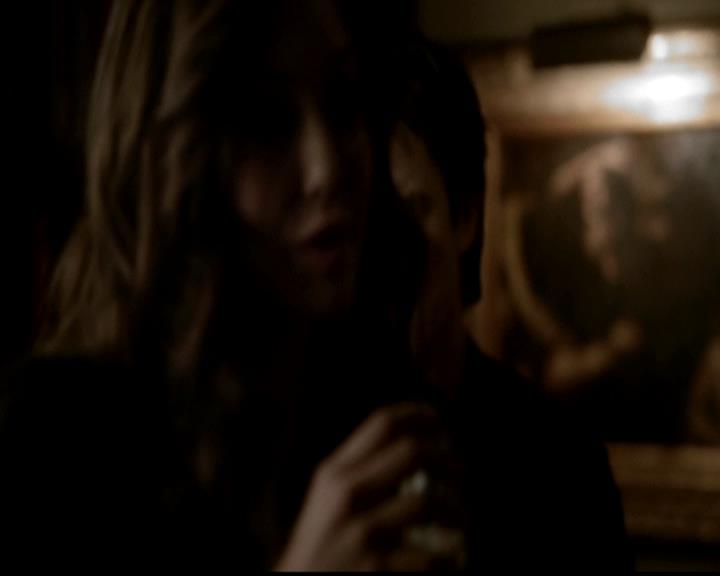 VampireDiariesWorld-dot-org_4x21ShesComeUndone1434.jpg