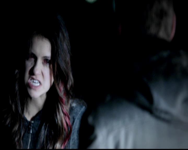 VampireDiariesWorld-dot-org_4x21ShesComeUndone1542.jpg