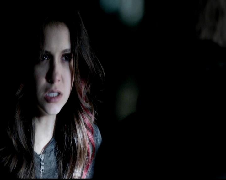 VampireDiariesWorld-dot-org_4x21ShesComeUndone1552.jpg