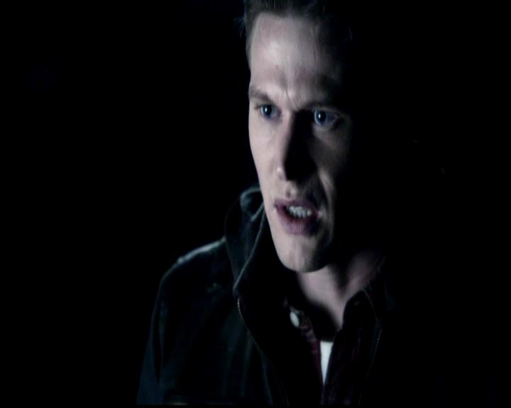 VampireDiariesWorld-dot-org_4x21ShesComeUndone1553.jpg