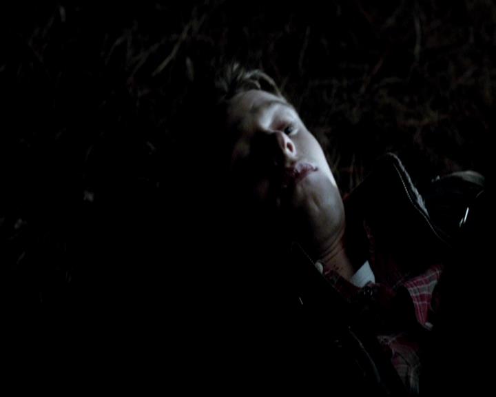 VampireDiariesWorld-dot-org_4x21ShesComeUndone1689.jpg