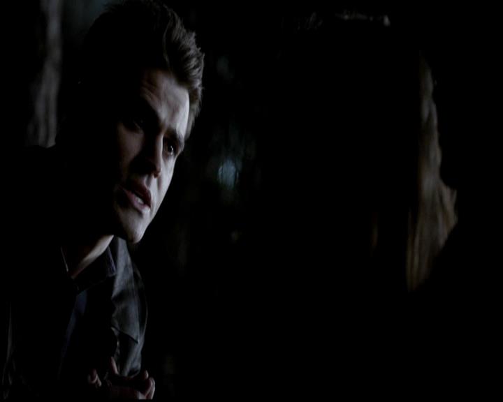 VampireDiariesWorld-dot-org_4x21ShesComeUndone1872.jpg