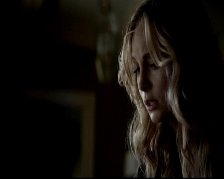 VampireDiariesWorld-dot-org_4x21ShesComeUndone1947.jpg