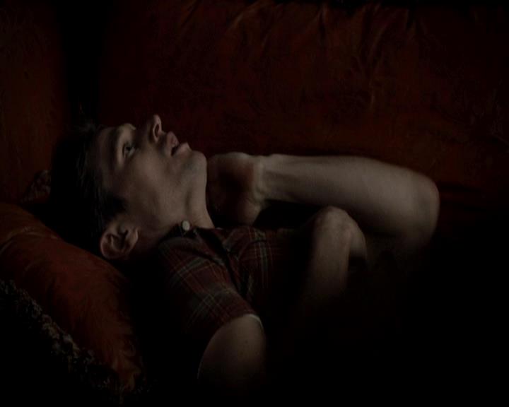 VampireDiariesWorld-dot-org_4x21ShesComeUndone2006.jpg