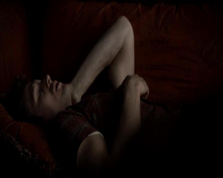 VampireDiariesWorld-dot-org_4x21ShesComeUndone2007.jpg