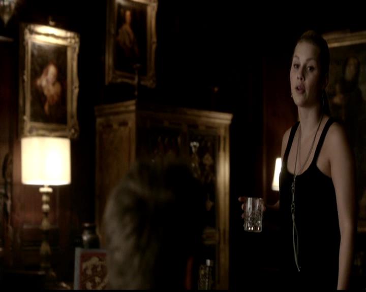 VampireDiariesWorld-dot-org_4x21ShesComeUndone2036.jpg