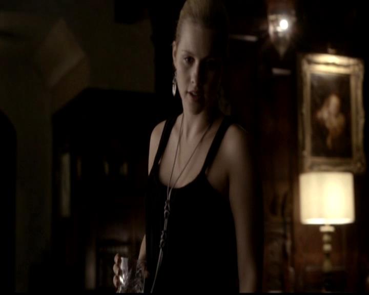 VampireDiariesWorld-dot-org_4x21ShesComeUndone2039.jpg