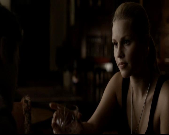 VampireDiariesWorld-dot-org_4x21ShesComeUndone2042.jpg