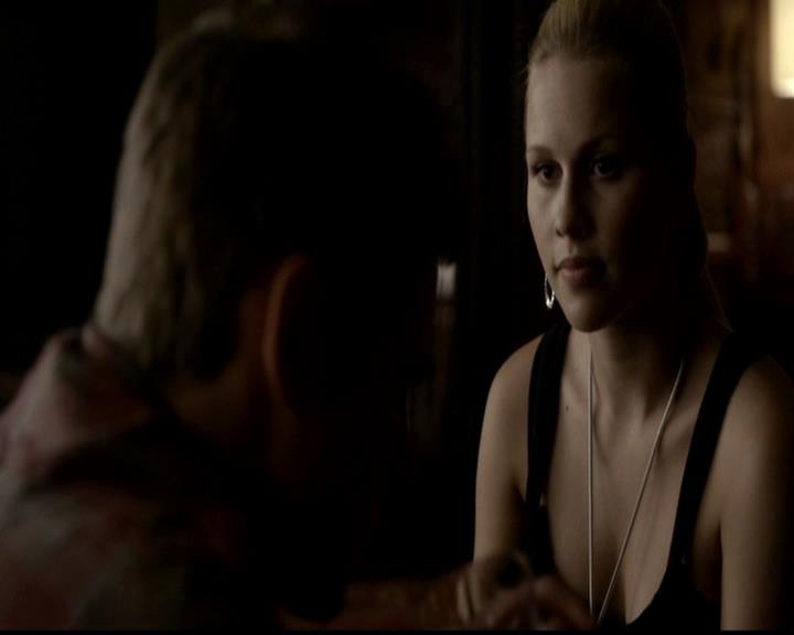 VampireDiariesWorld-dot-org_4x21ShesComeUndone2044.jpg