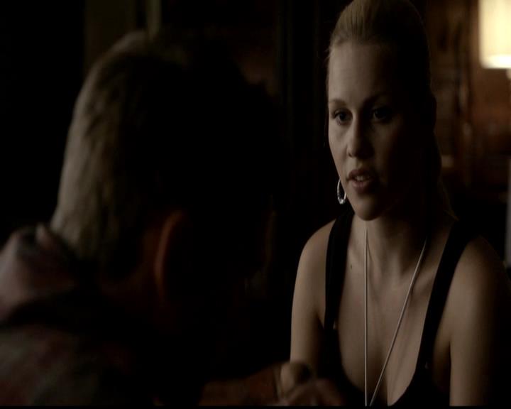 VampireDiariesWorld-dot-org_4x21ShesComeUndone2045.jpg