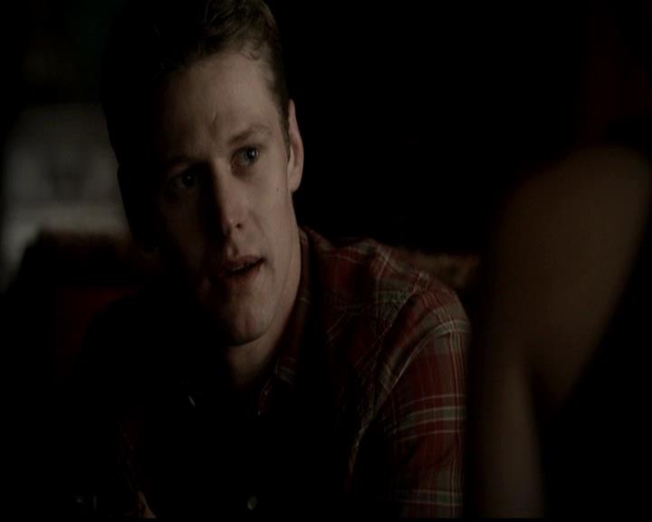 VampireDiariesWorld-dot-org_4x21ShesComeUndone2052.jpg