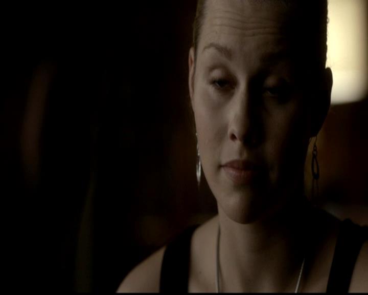 VampireDiariesWorld-dot-org_4x21ShesComeUndone2071.jpg