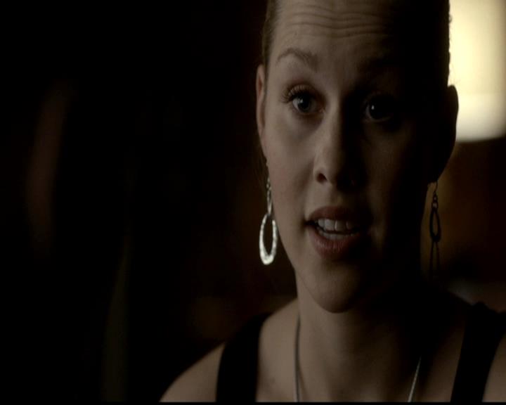 VampireDiariesWorld-dot-org_4x21ShesComeUndone2077.jpg
