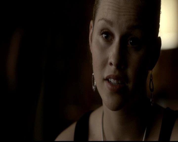 VampireDiariesWorld-dot-org_4x21ShesComeUndone2080.jpg