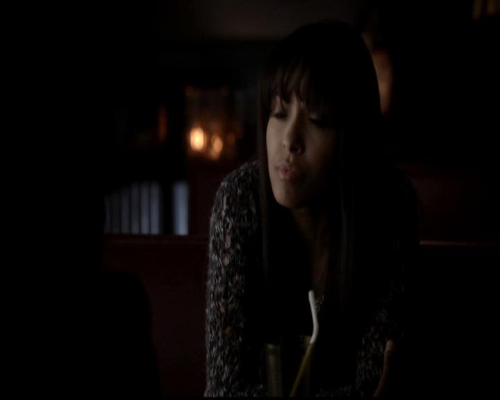 VampireDiariesWorld-dot-org_4x21ShesComeUndone2101.jpg
