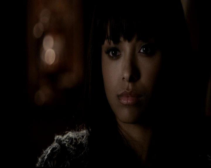 VampireDiariesWorld-dot-org_4x21ShesComeUndone2123.jpg