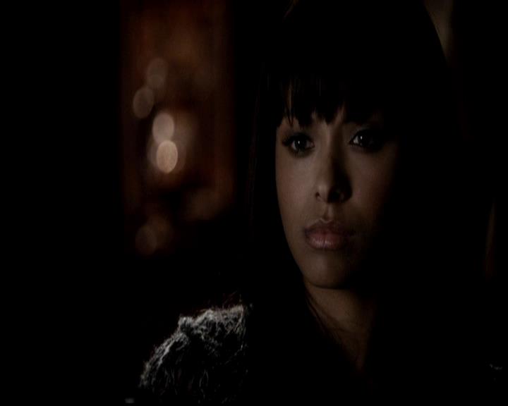 VampireDiariesWorld-dot-org_4x21ShesComeUndone2128.jpg