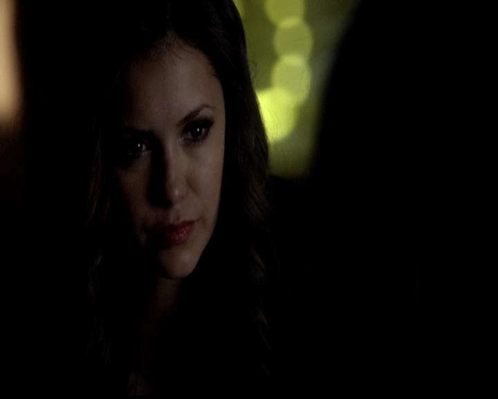 VampireDiariesWorld-dot-org_4x21ShesComeUndone2136.jpg