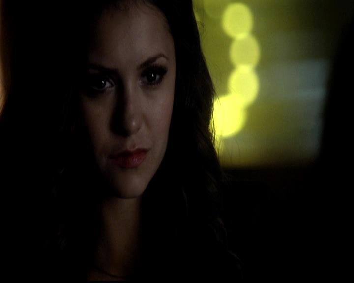 VampireDiariesWorld-dot-org_4x21ShesComeUndone2160.jpg