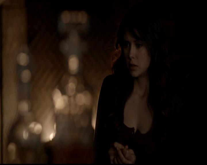 VampireDiariesWorld-dot-org_4x21ShesComeUndone2165.jpg
