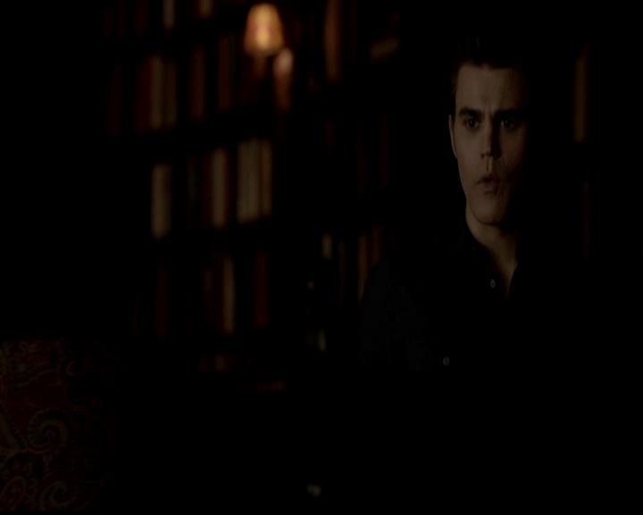VampireDiariesWorld-dot-org_4x21ShesComeUndone2204.jpg