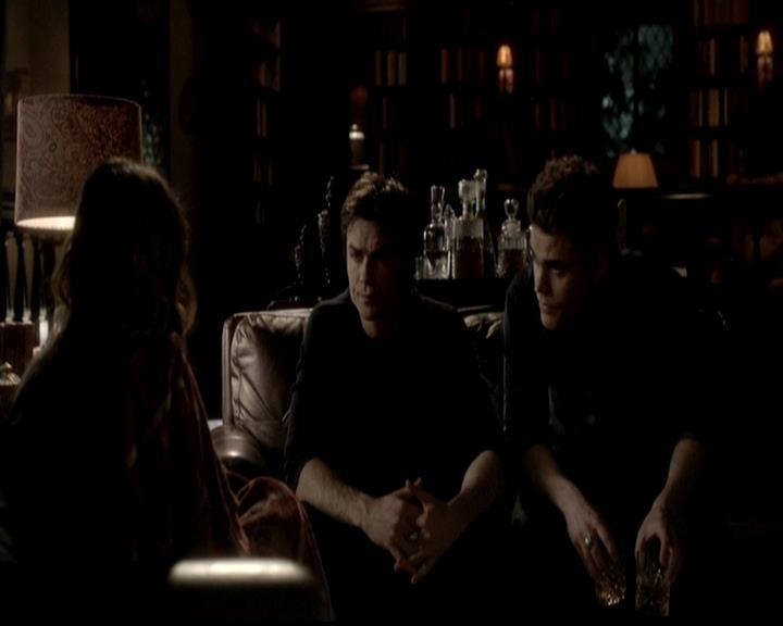 VampireDiariesWorld-dot-org_4x21ShesComeUndone2206.jpg