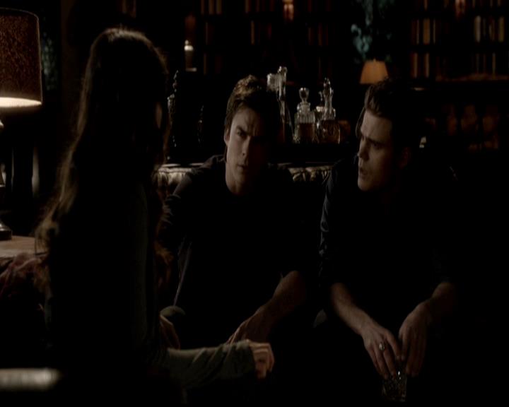 VampireDiariesWorld-dot-org_4x21ShesComeUndone2216.jpg