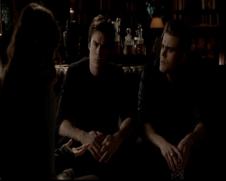 VampireDiariesWorld-dot-org_4x21ShesComeUndone2228.jpg