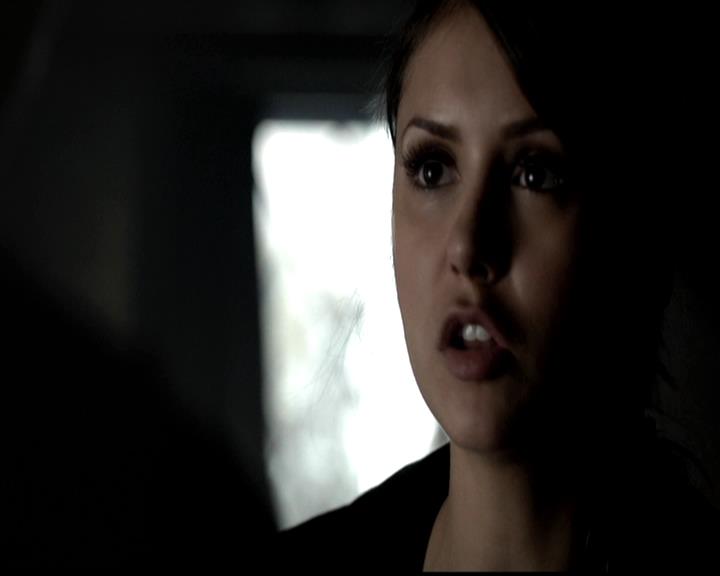 VampireDiariesWorld-dot-org_4x22TheWalkingDead0025.jpg