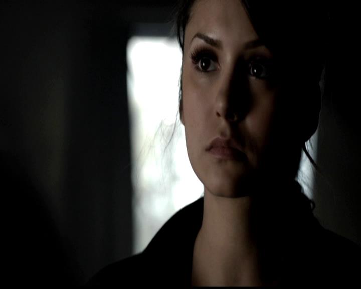 VampireDiariesWorld-dot-org_4x22TheWalkingDead0036.jpg