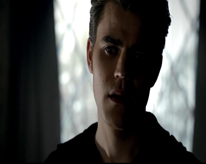 VampireDiariesWorld-dot-org_4x22TheWalkingDead0071.jpg