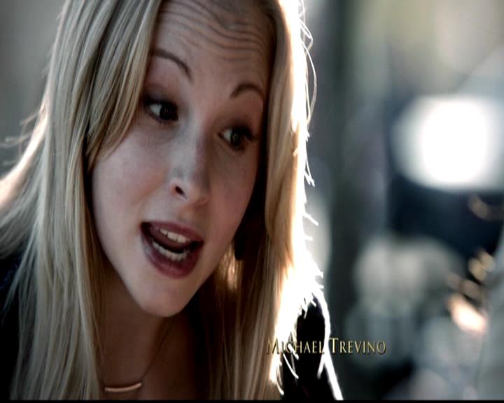 VampireDiariesWorld-dot-org_4x22TheWalkingDead0126.jpg